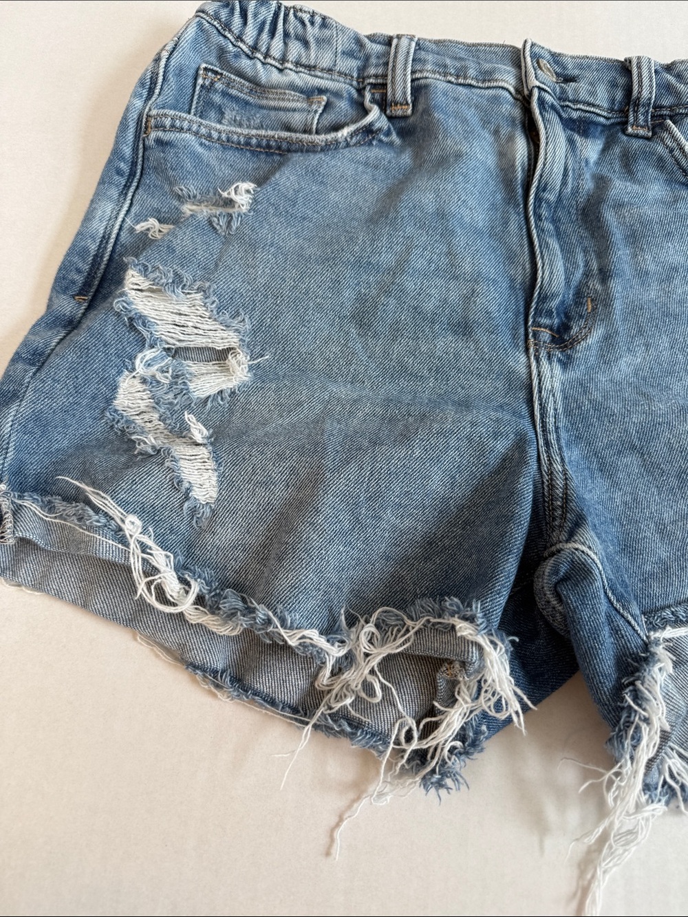 Arizona Jean Company High Waist Denim Shorts Stretch Distressed Blue size 11 - Picture 3 of 10